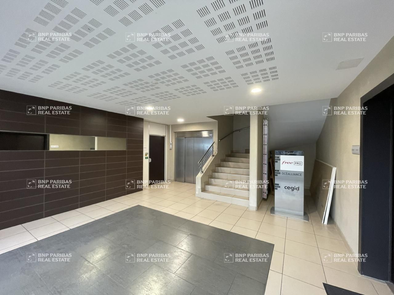 938 m² pour ce bureaux en location à Saint-herblain