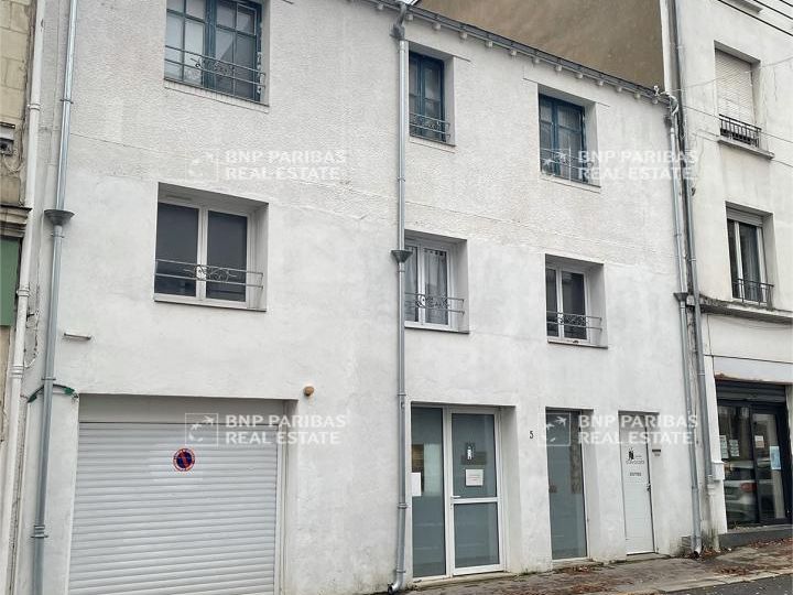 390 m² pour ce bureaux en vente à Nantes