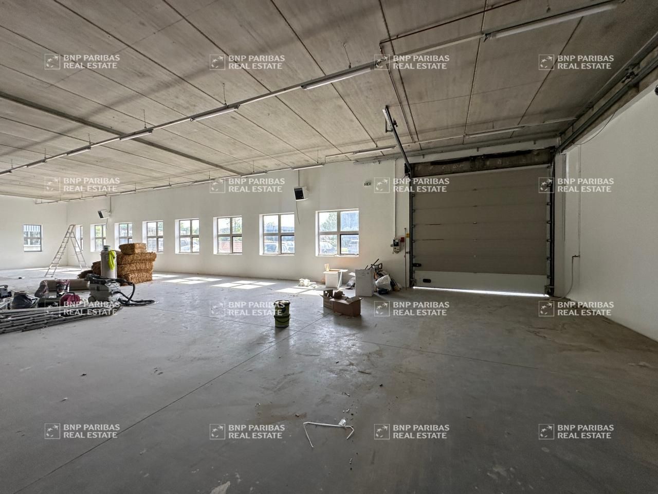 Location PME-PMI 549 m² non divisibles 77400 Saint-thibault-des-vignes