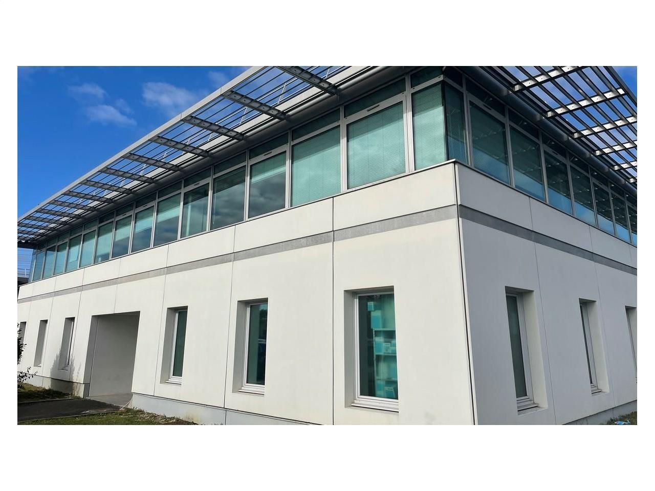 Location Bureaux 610 m² non divisibles 33600 Pessac