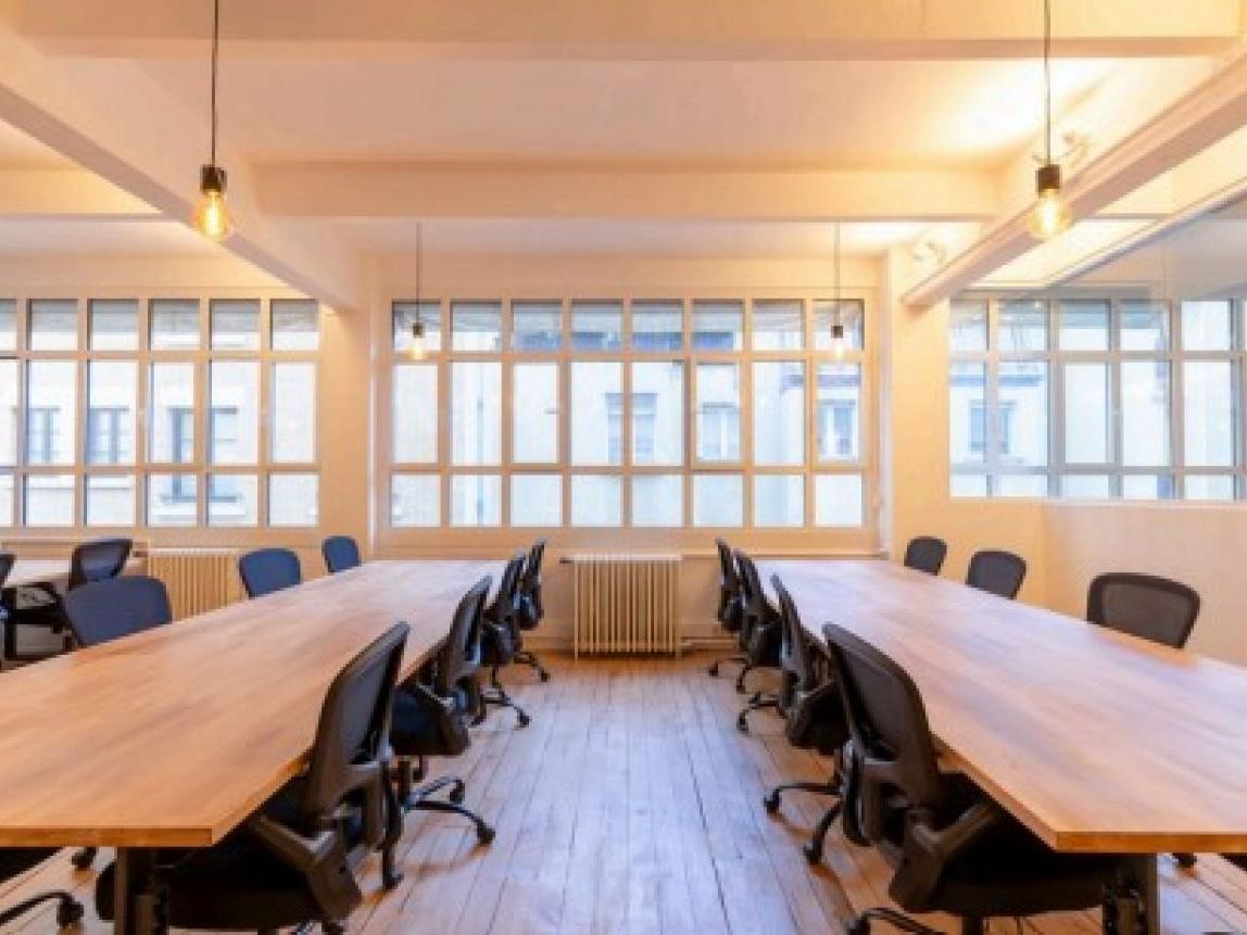 110 m² pour ce bureaux en location à Paris