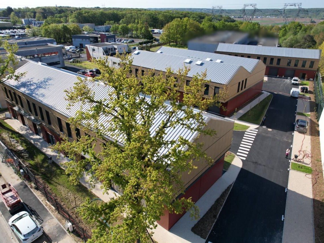 Vente PME-PMI 628.44 m² divisibles 91460 Marcoussis