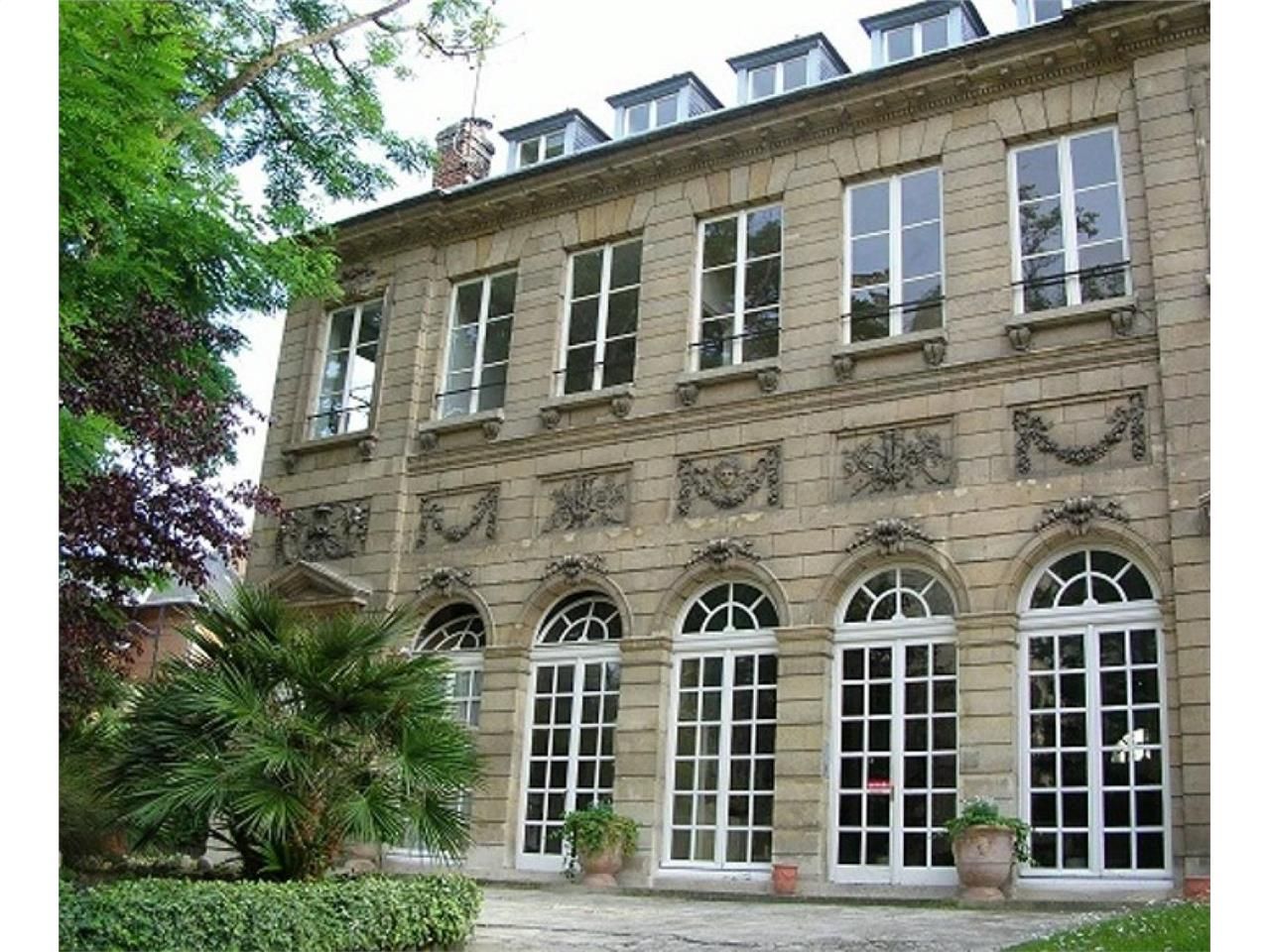 113 m² pour ce bureaux en location à Paris