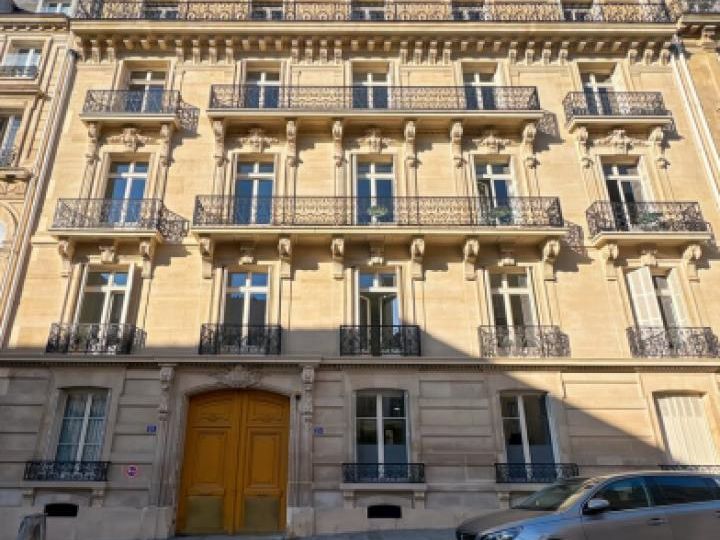 349 m² pour ce bureaux en location à Paris