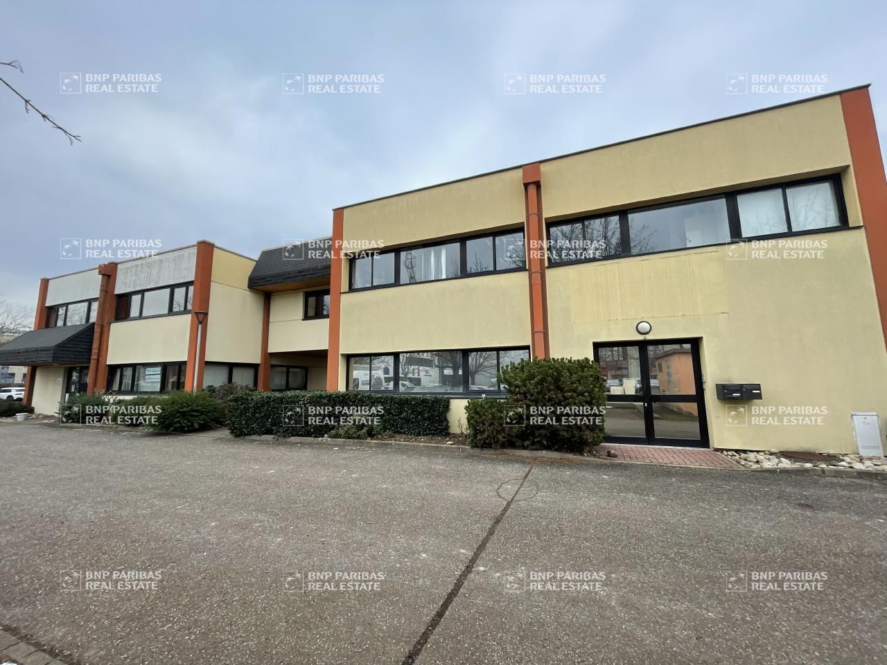 388 m² pour ce bureaux en vente à Eckbolsheim