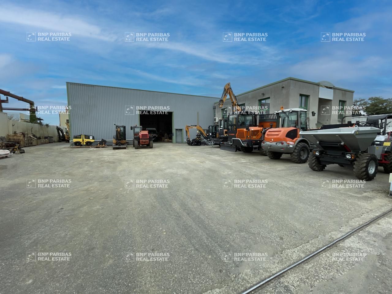 Location Activité 518 m² non divisibles 69720 Saint bonnet de mure