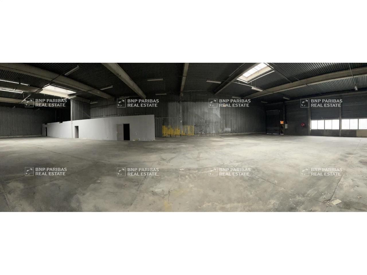 865 m² pour ce activité en location à Sotteville-lès-rouen