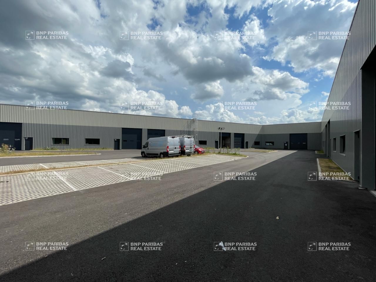 229 m² pour ce activité en location à Messein