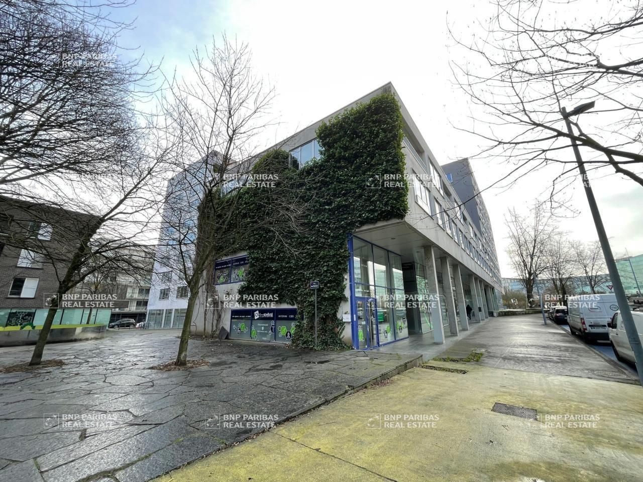 128.7 m² pour ce bureaux en location à Lille