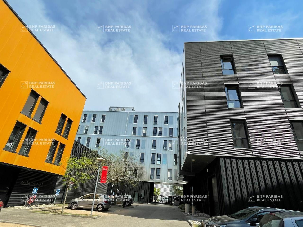 Location Bureaux 1467 m² divisibles 69100 Villeurbanne
