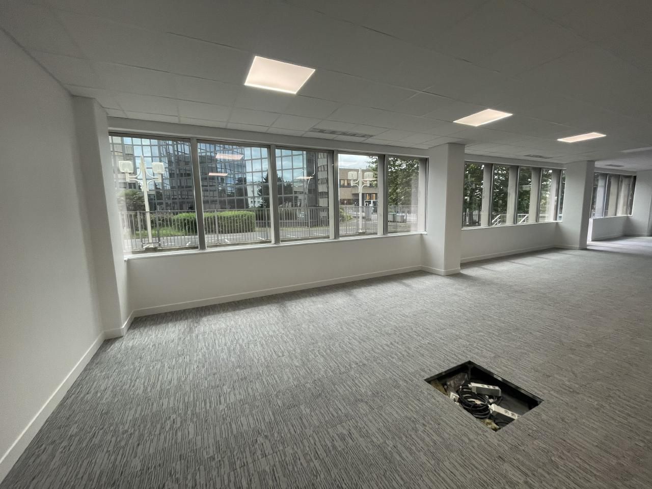 2318.8 m² pour ce bureaux en location à Romainville