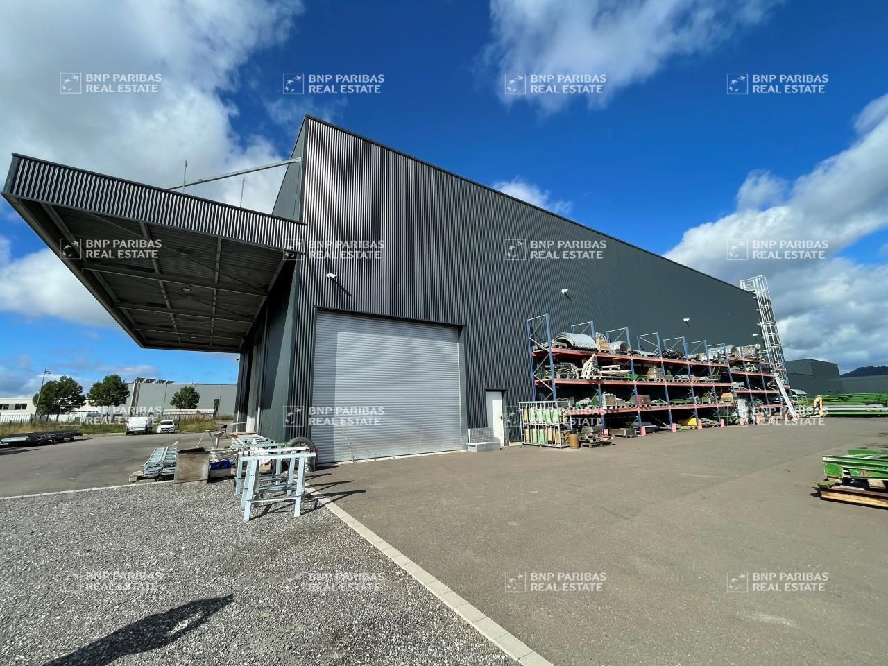 1013 m² pour ce activité en location à Aspach-michelbach