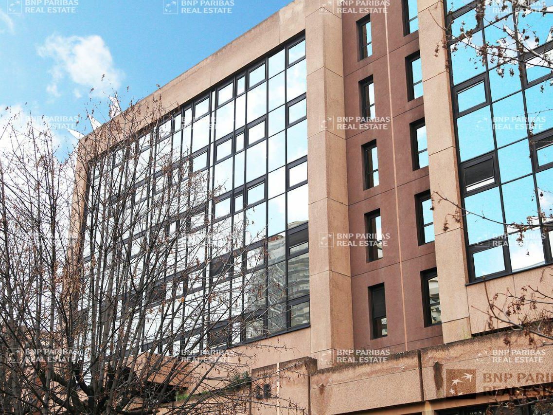 2914 m² pour ce bureaux en location à Lyon