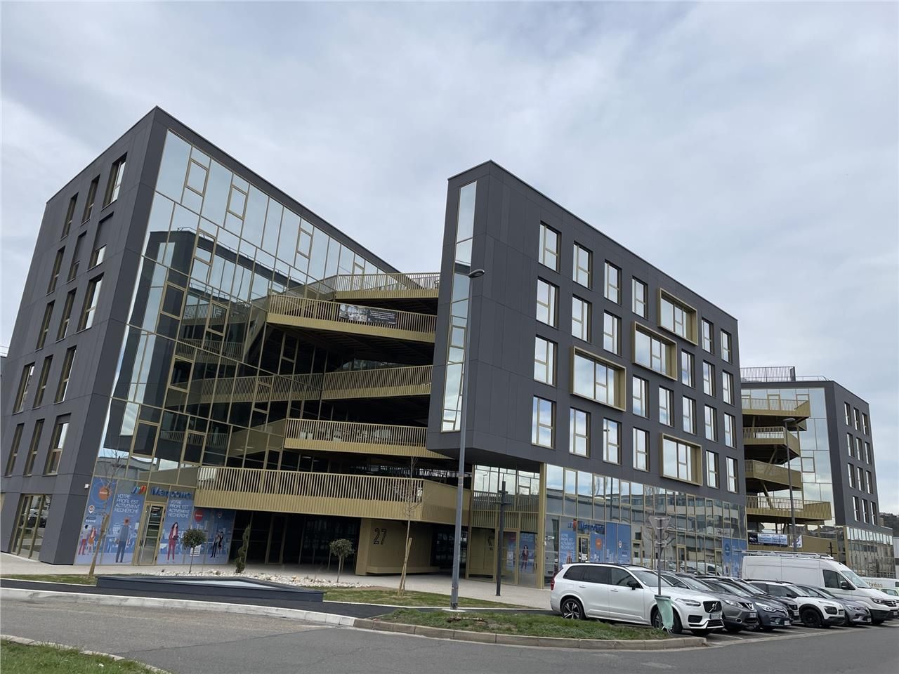 A louer - Un plateau de bureaux avec terrasse au 