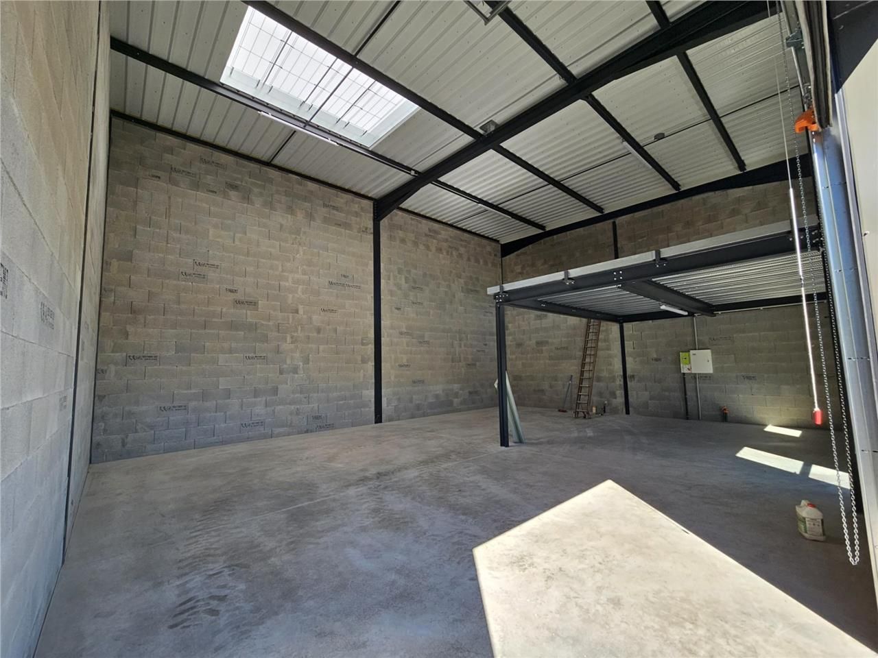 A vendre / A louer - Dans une zone de qualité, lo