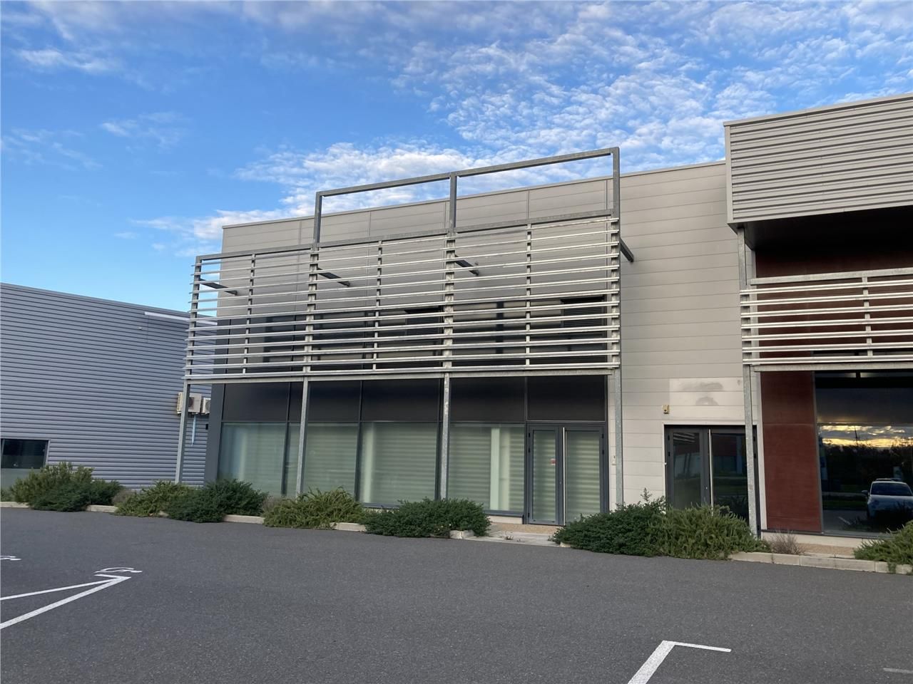 A louer - Local commercial avec vitrine Zone Comm