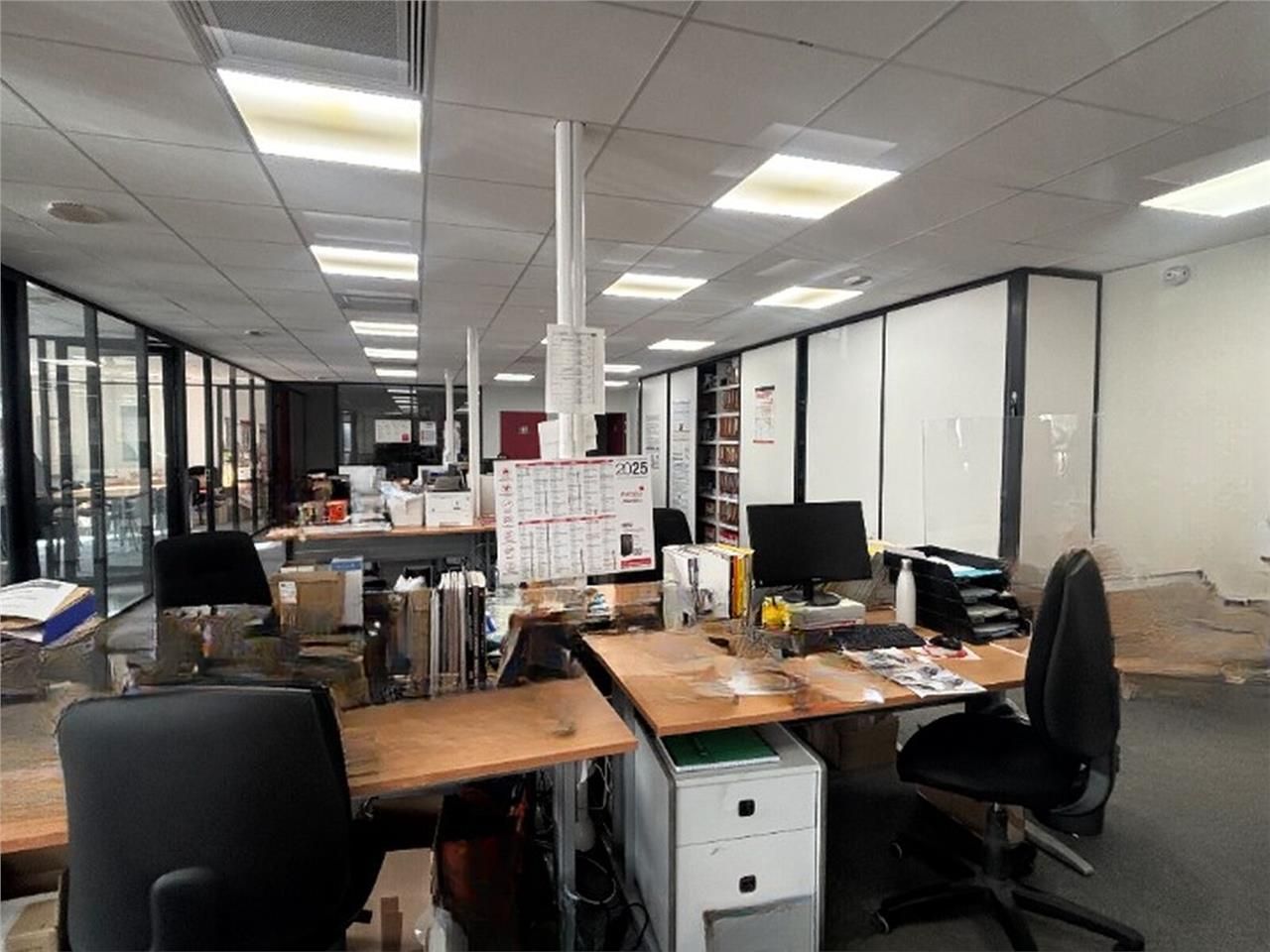 À VENDRE : Bureaux au 2ème étage d'un immeuble co