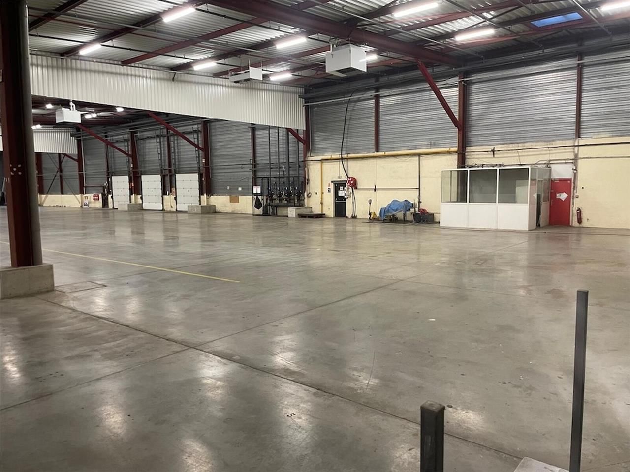 À LOUER : Local d'activité ZI de Stélytec à Saint