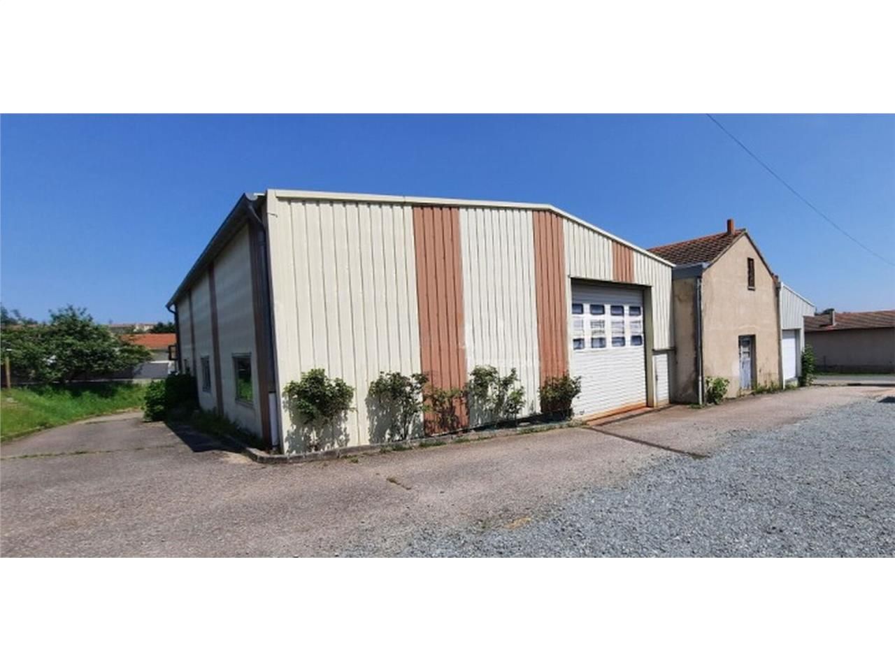 Exploitable immédiatement, placé en sortie du vil