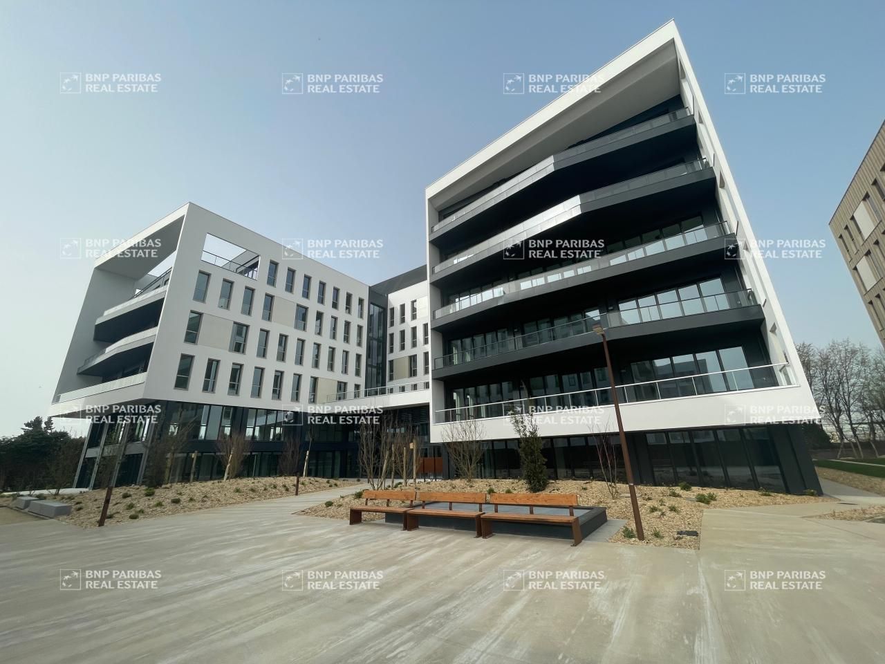 Location Bureaux 3199.98 m² divisibles 35510 Cesson-sévigné