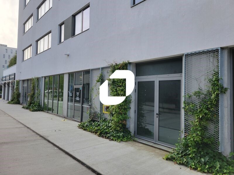 ATLANTIS SAINT-HERBLAIN - À LOUER LOCAUX COMMERCI