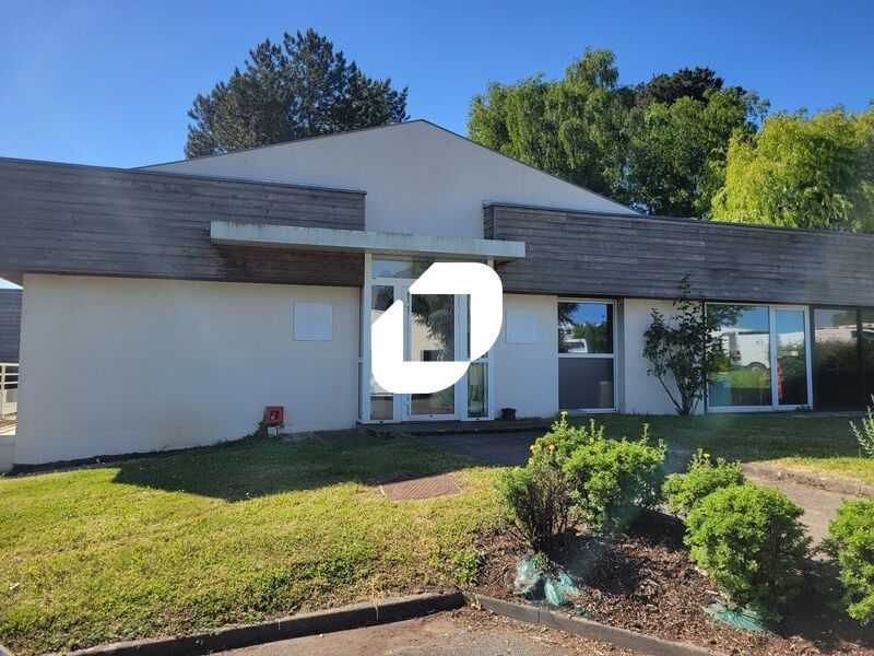 Situé au coeur de la zone dynamique de la Vertonn