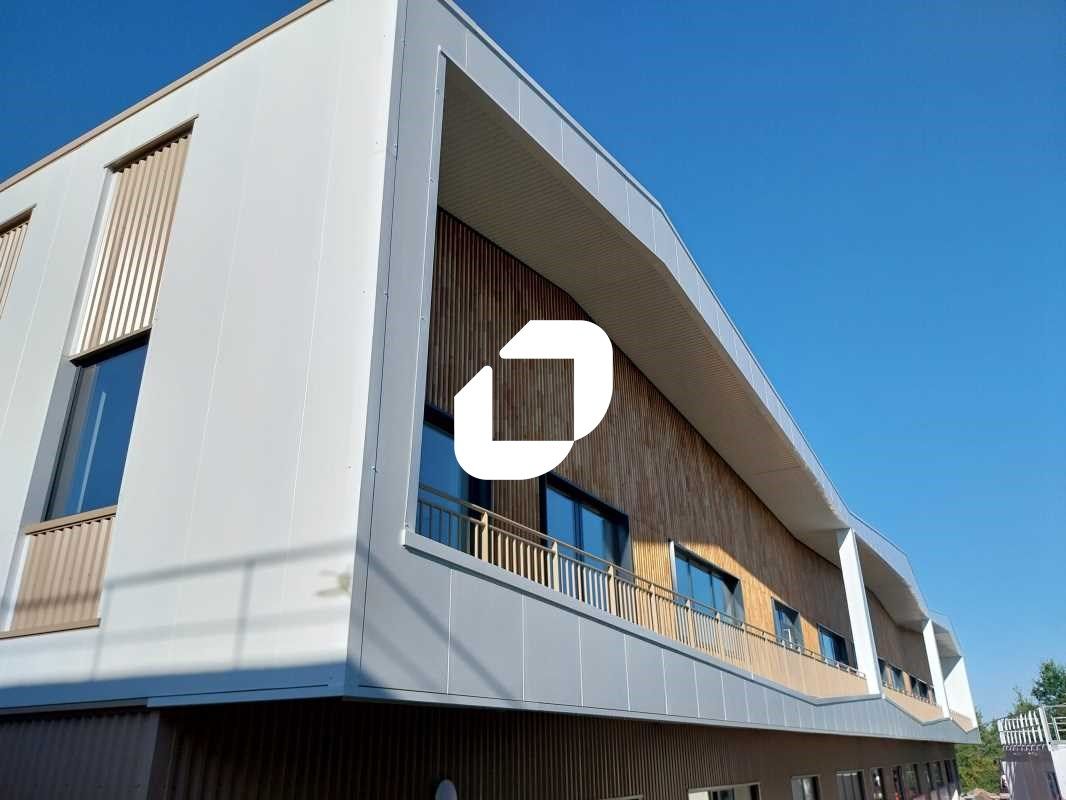 Immprove immobilier entreprise vous propose, à Ve