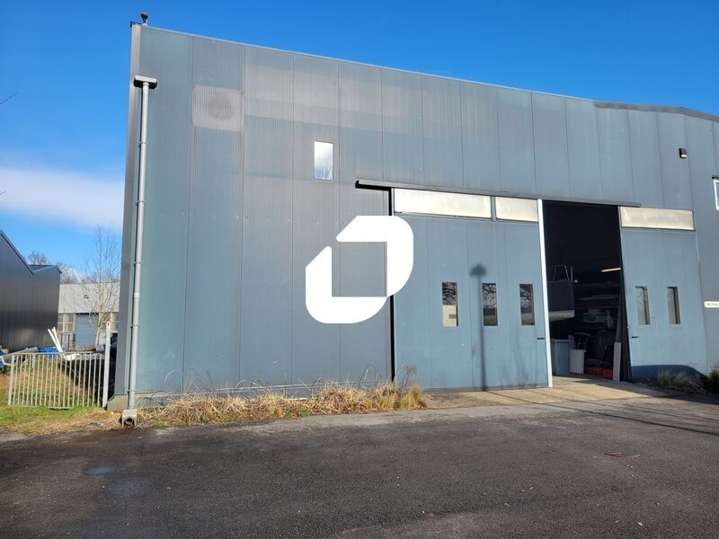 Immprove vous propose à la vente un local d'activ