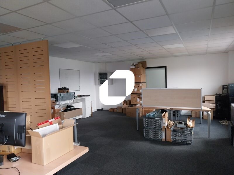 IMMPROVE vous propose 2 plateaux de bureaux avec