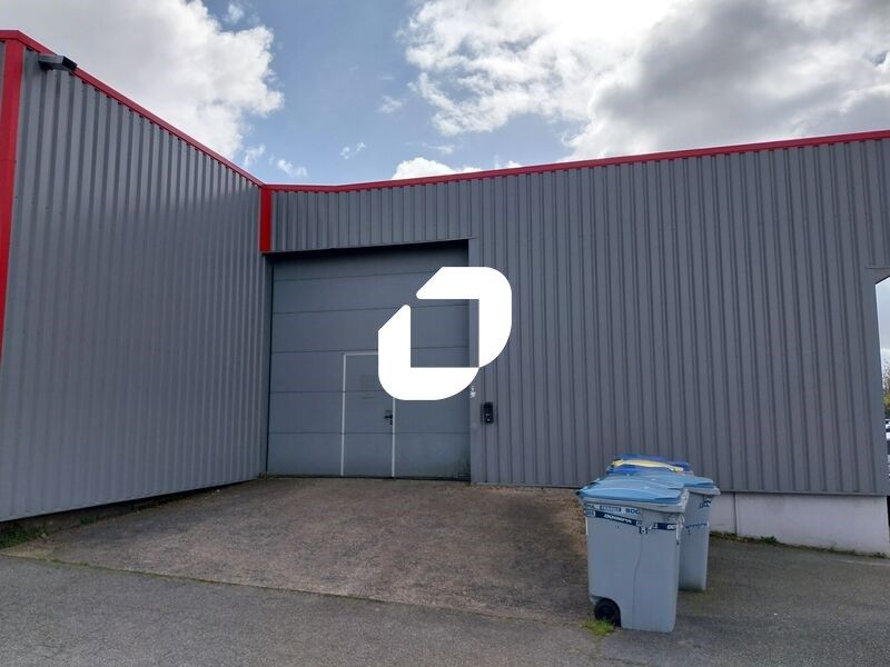 MMPROVE propose à la location ce local polyvalent