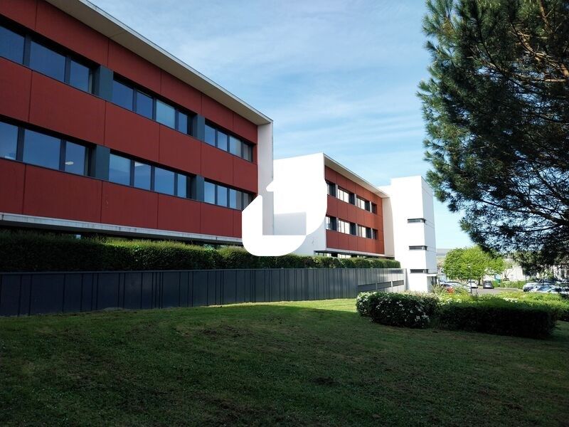 IMMPROVE vous propose dans la zone tertiaire ATLA