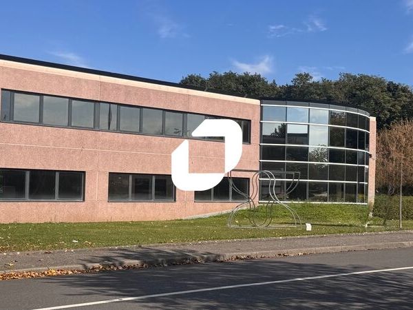 IMMPROVE vous propose à la vente des bureaux enti