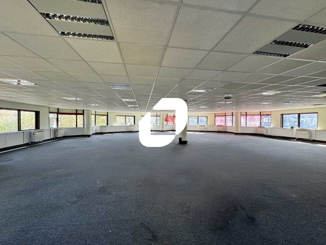 IMMPROVE vous propose à la vente des bureaux situ