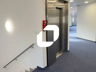 IMMPROVE propose à la location à  un immeuble de 