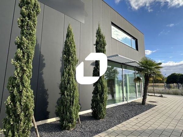 IMMPROVE vous propose à la location, dans la zone