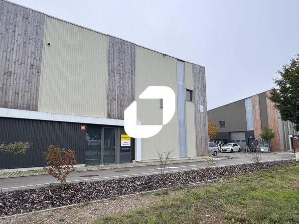 IMMPROVE  vous propose à la vente un local d'acti