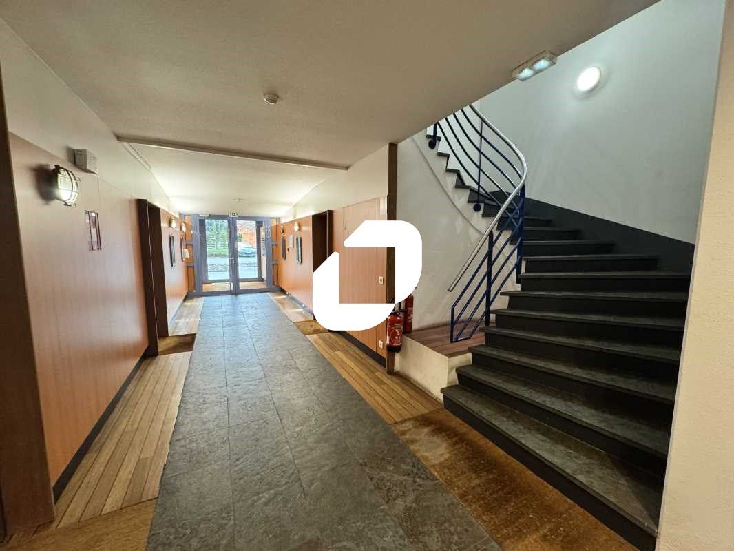 IMMPROVE vous propose à louer des bureaux de 256 