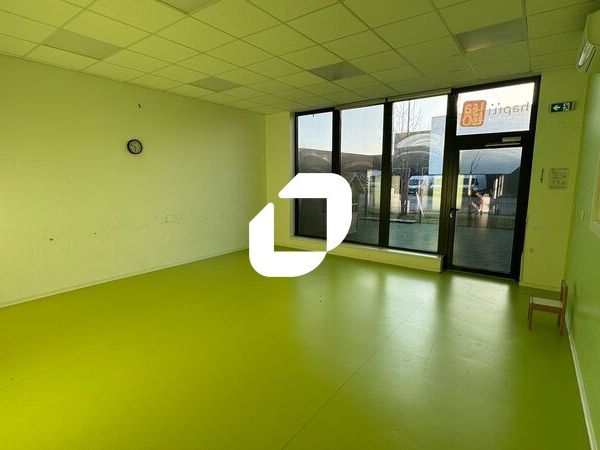 IMMPROVE propose à la location des locaux commerc