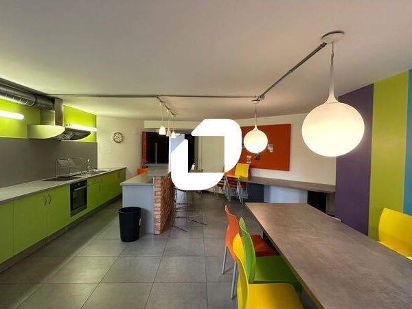 IMMPROVE vous propose à la location un immeuble à