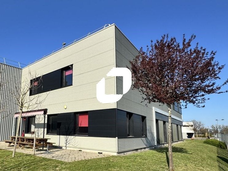 IMMPROVE vous propose à la location dans la Zone 