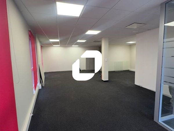 IMMPROVE vous propose à la location dans la Zone 