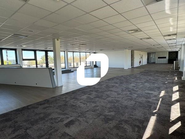 IMMPROVE vous propose à la location, au coeur de 