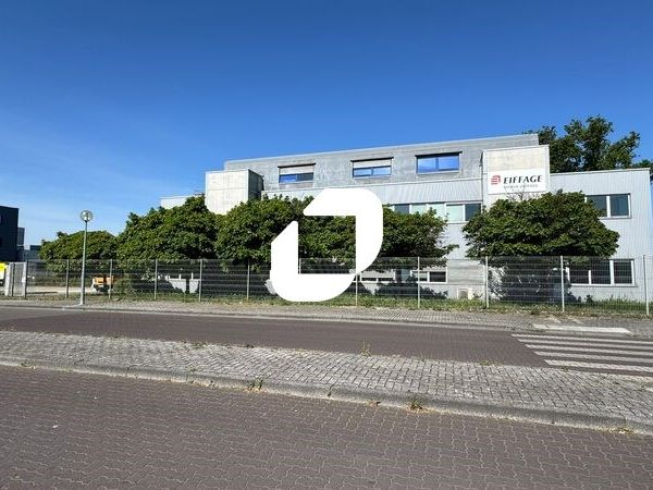 IMMPROVE vous propose à la location, dans un imme
