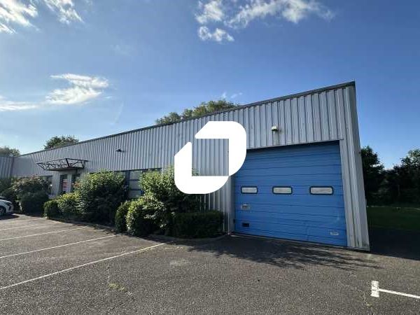 IMMPROVE  vous propose à la vente 550 m² de locau