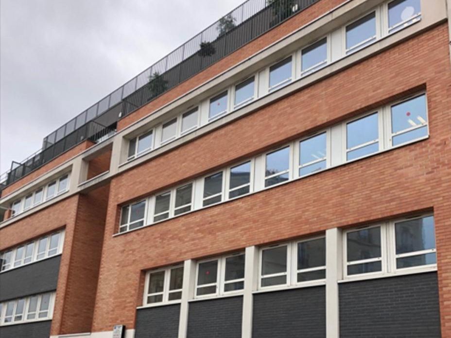Location Bureaux 1697 m² divisibles 92240 Malakoff