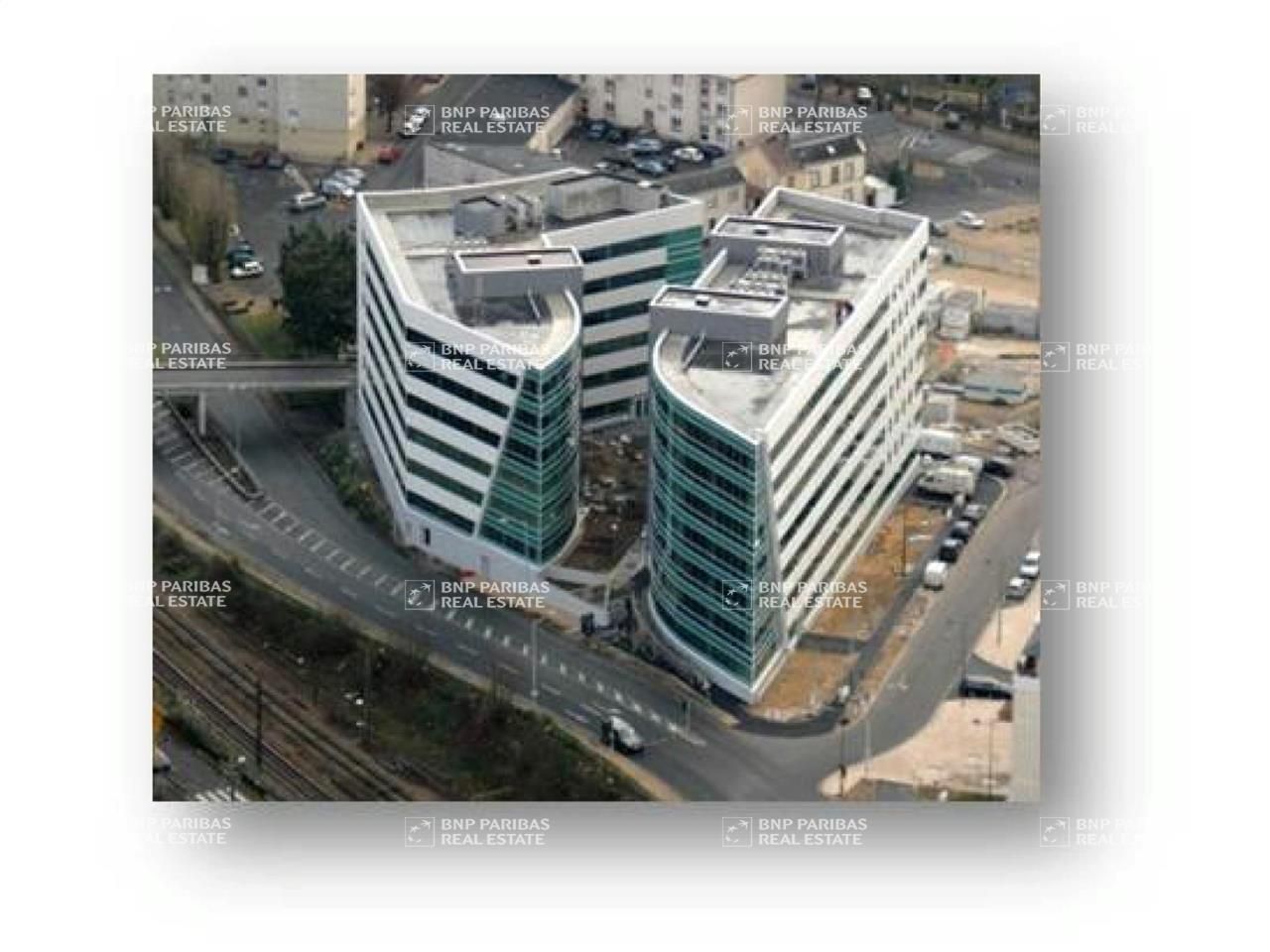 5204.7 m² pour ce bureaux en location à Orléans