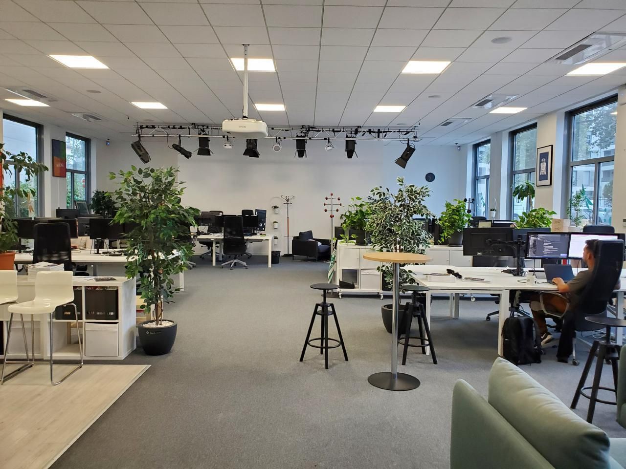 Location Bureaux 2255 m² non divisibles 92000 Nanterre