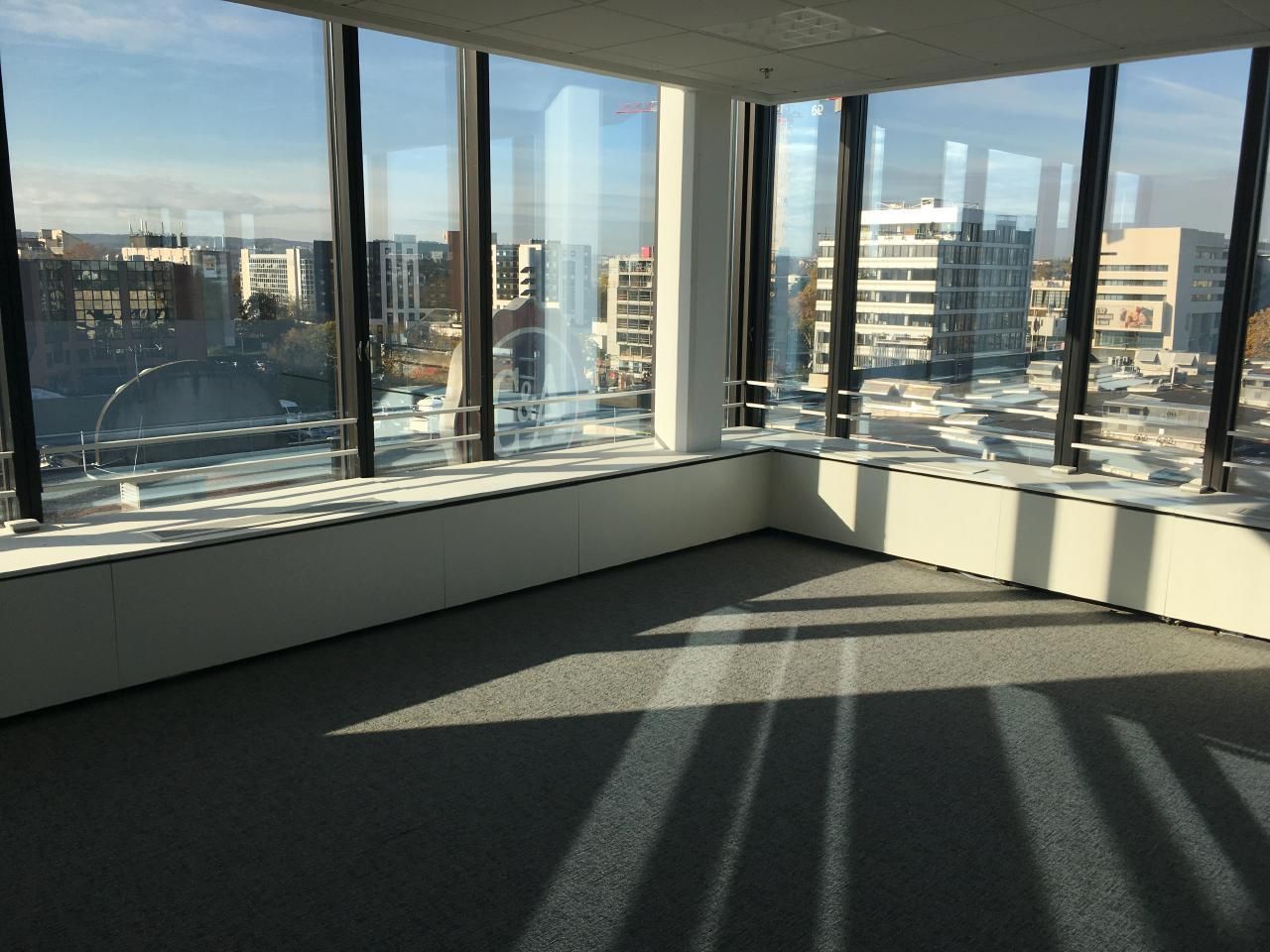 Location Bureaux 1600 m² divisibles 95000 Cergy