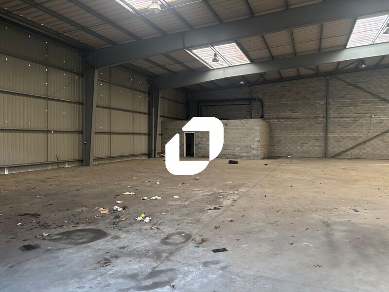 Sur la commune du Barp, au coeur de la ZAE Eyrial