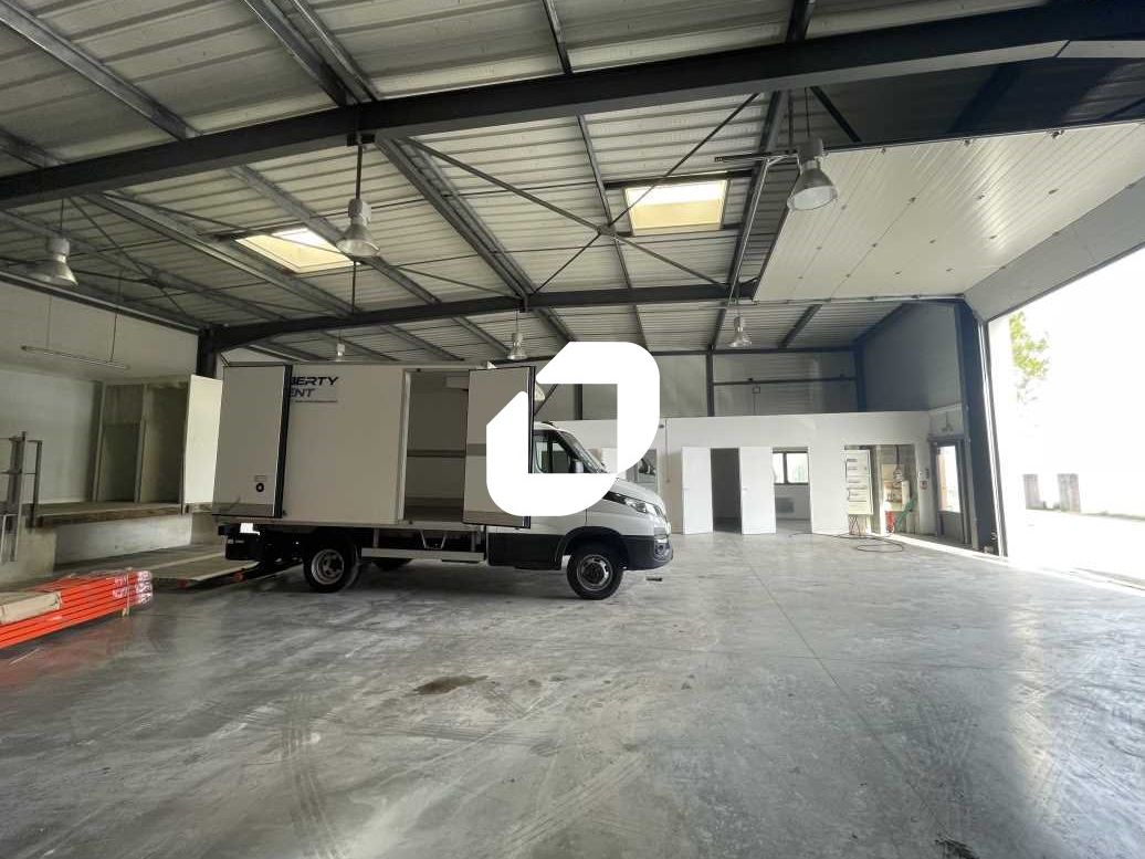 Sur la commune du Barp, à proximité de la sortie 